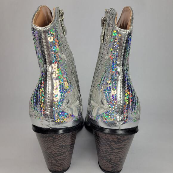NEW Helen's Heart Embroidered Sequin Silver Metallic Cowboy Booties Size 10 - Picture 8 of 12